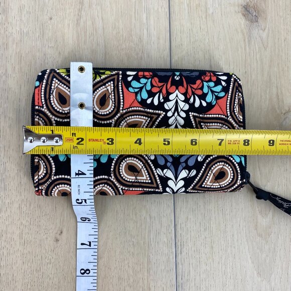 Vera Bradley Retired Sierra Pattern Zip Around Wallet - Picture 8 of 9